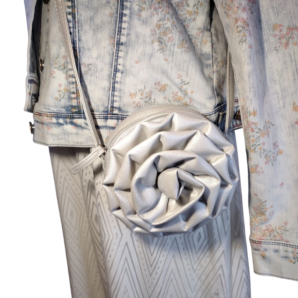 Vintage Fashion Express Silver Rose Crossbody Bag